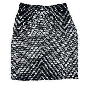 Valentino Boucle Pencil Skirt Size 6 / 42